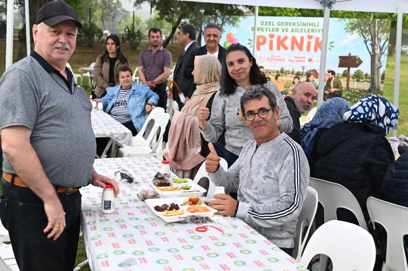 Özel Gereksinimli Bireyler İçin Ortaköy’de Renkli Piknik Buluşması