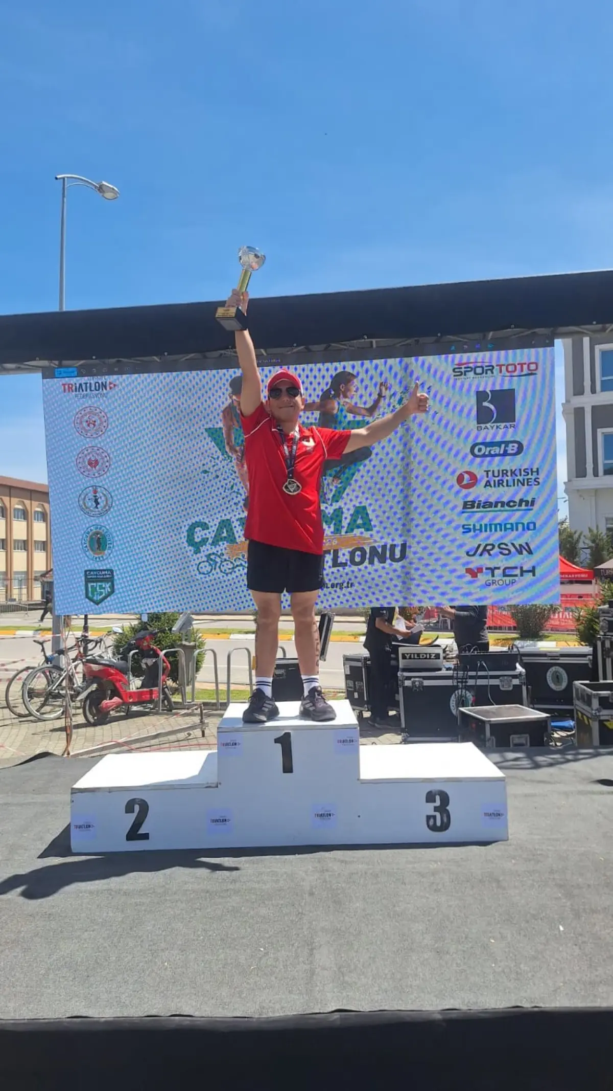 Yusuf Efe Gündüz Türkiye Kupası Duatlon Finalinde Şampiyon Oldu
